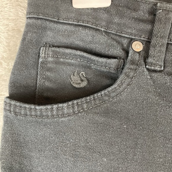 Gloria‎ Vanderbilt Amanda Jeans Size 10P Black Capri Denim Stretch - Picture 3 of 16